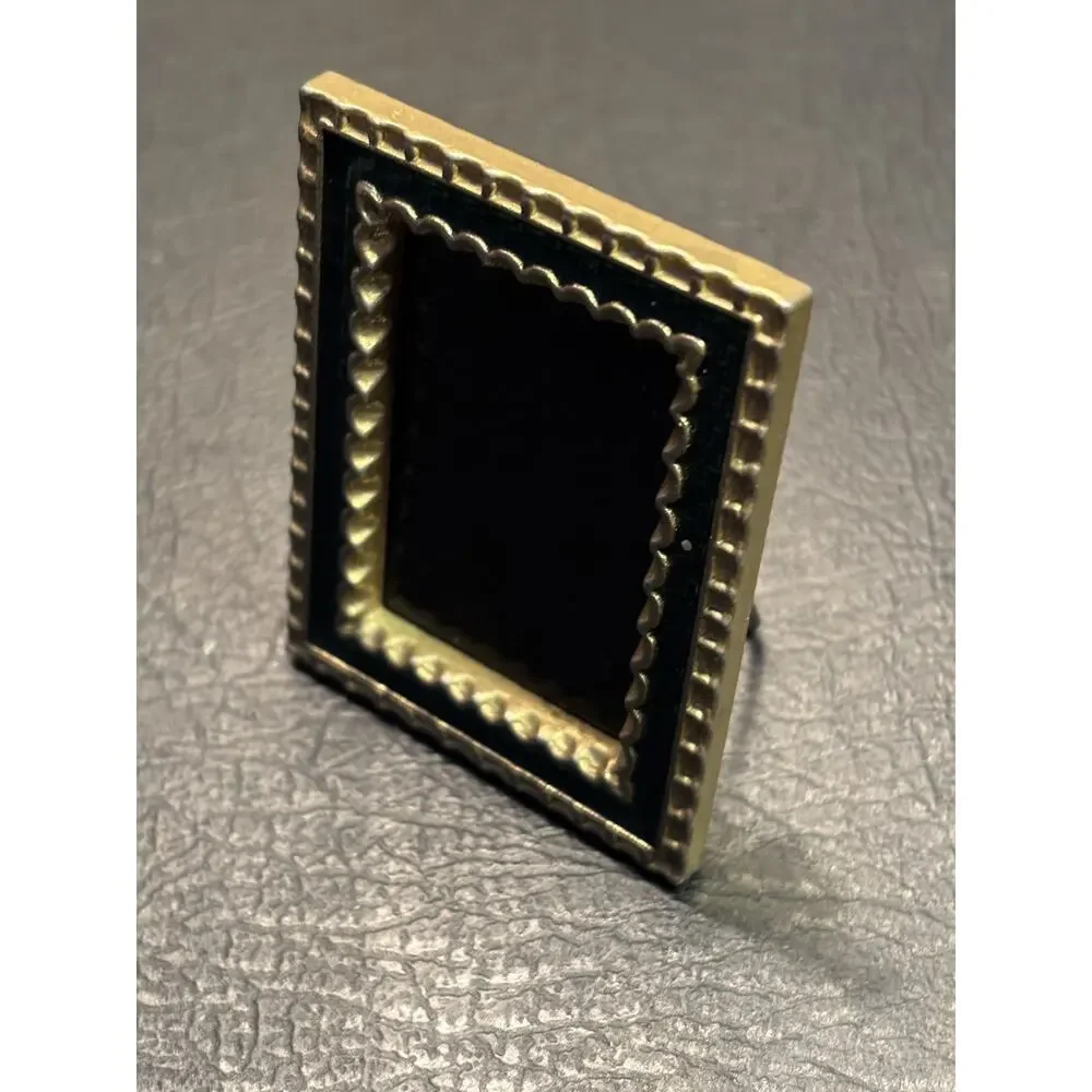 N/A vintage miniature